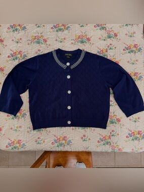 Feminine Cropped Cardigan with Pretty Embellished Collar - Large